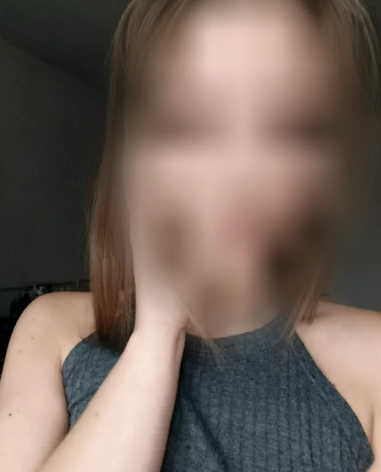 Hanane, 28 años